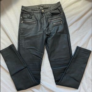 Fashion nova leather pants stretchy